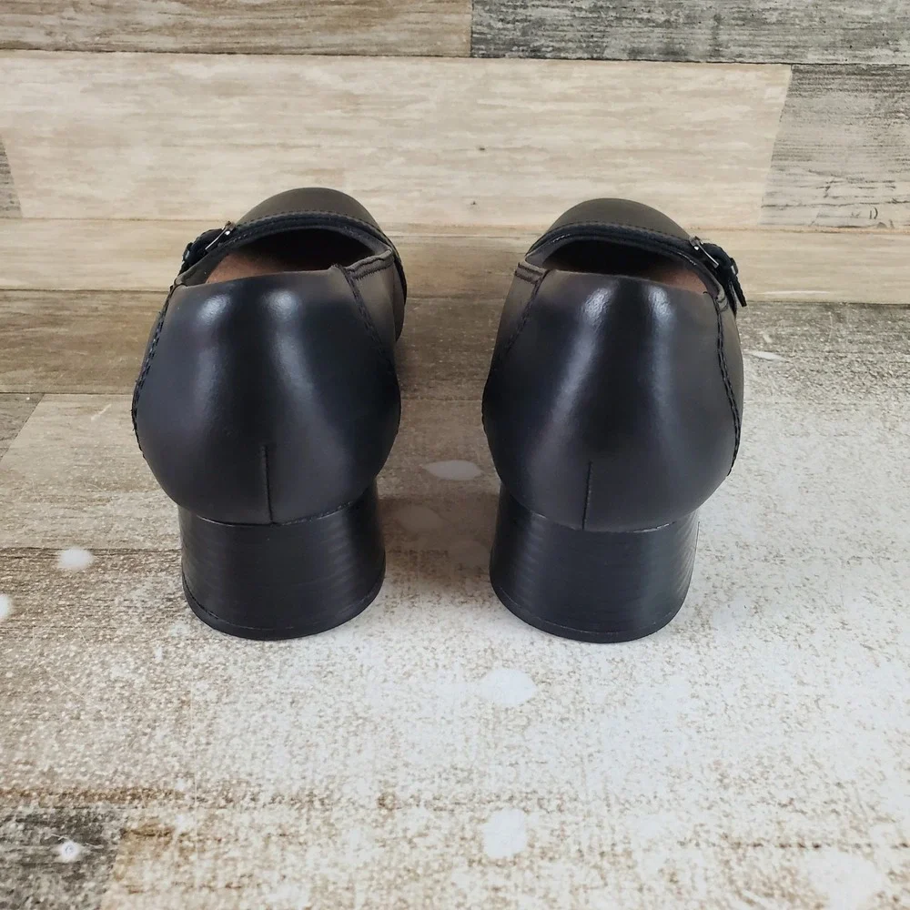 Clarks Marilyn Nora Womens Pump Sz 7 Black Leather Slip On Square Toe Block Heel